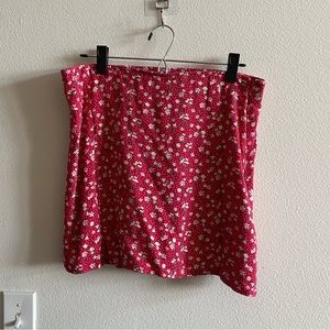 American Eagle red floral mini skirt